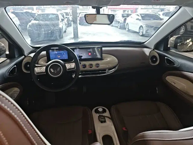 Wuling Bingo — Фото автомобиля 9