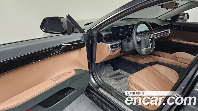 Hyundai Grandeur GN7 — Фото автомобиля 10