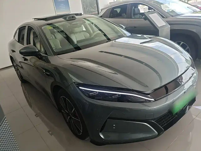 BYD Han L — Фото автомобиля 3