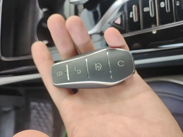 BYD Qin PLUS — Фото автомобиля 8