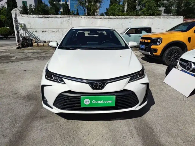 Toyota Corolla — Фото автомобиля 2