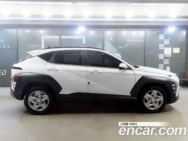 Hyundai Kona SX2 — Фото автомобиля 3