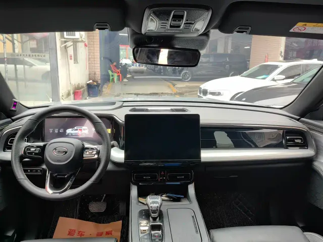 GAC Trumpchi GS8 — Фото автомобиля 5