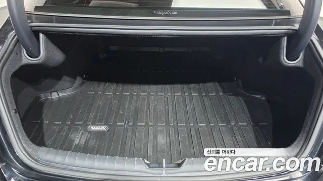 Kia K8 Hybrid — Фото автомобиля 26