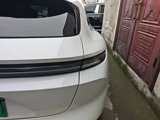 Nio ET5 Touring — Фото автомобиля 7