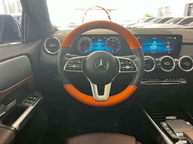 Mercedes-Benz GLB-Class — Фото автомобиля 6