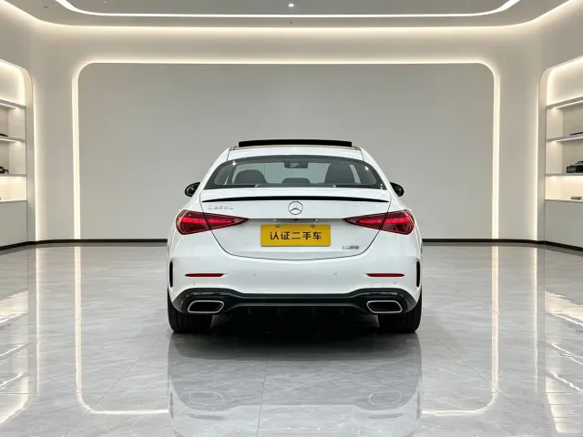 Mercedes-Benz C-Class — Фото автомобиля 3