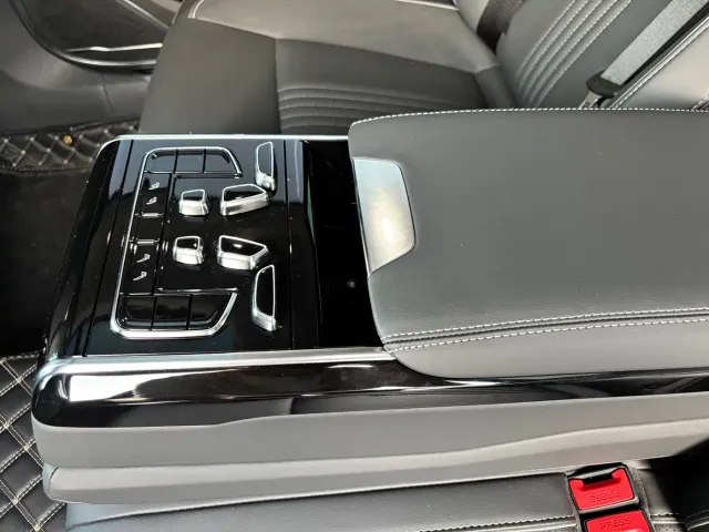 Hongqi H9 — Фото автомобиля 7