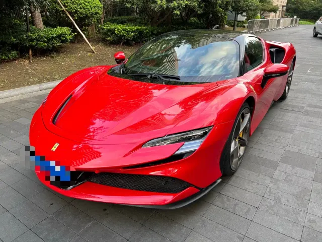 Фотография автомобиля — Ferrari SF90