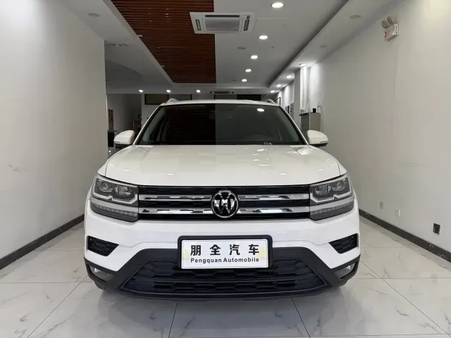 Volkswagen Tharu — Фото автомобиля 2