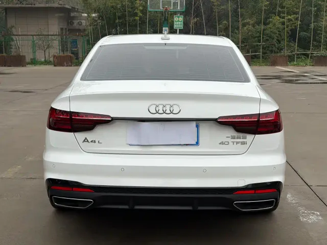 Audi A4L — Фото автомобиля 4