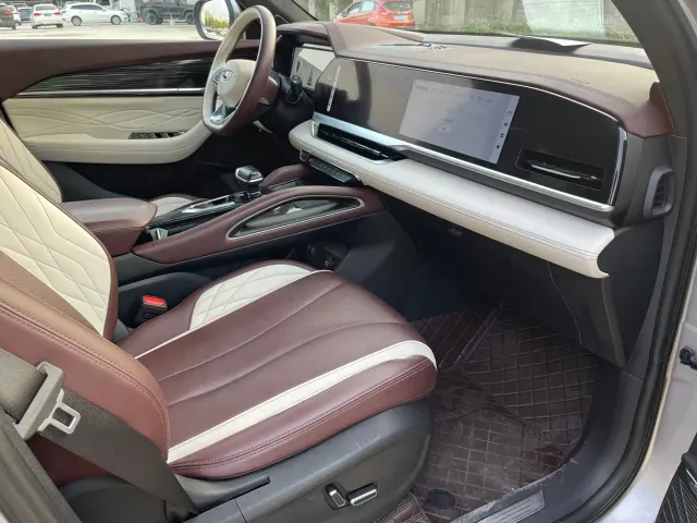 Geely Xingyue L — Фото автомобиля 12