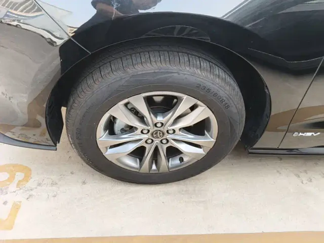 Toyota Sienna — Фото автомобиля 22
