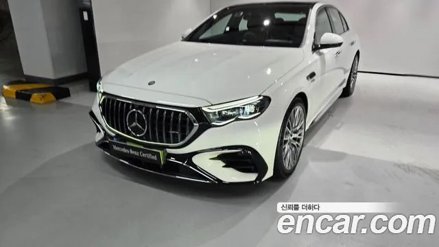 Mercedes-Benz E-Class — Фото автомобиля 3