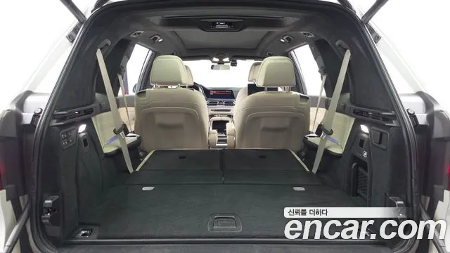 BMW X7 — Фото автомобиля 14