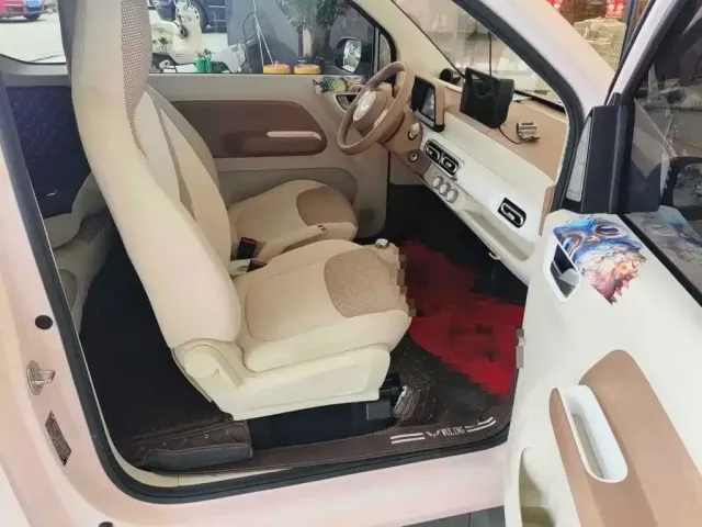 Wuling Hongguang Mini EV — Фото автомобиля 13