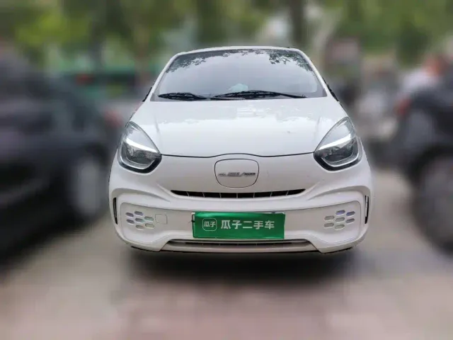 Roewe Clever — Фото автомобиля 23