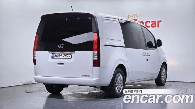 Hyundai Staria Staria L3.5 Карго 5 мест — Фото автомобиля 2