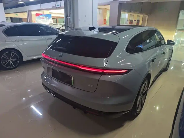 Nio ET5 Touring — Фото автомобиля 6