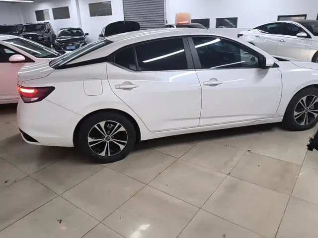 Nissan Sylphy — Фото автомобиля 6