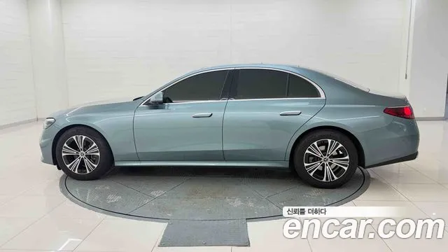 Mercedes-Benz E-Class W214 — Фото автомобиля 2