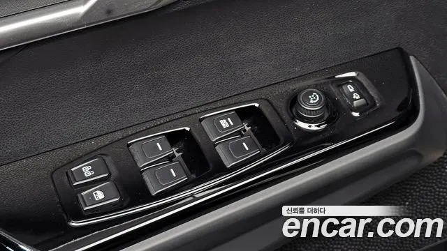 KG_Mobility_Ssangyong Torres Torres Бензин 1.5 4WD — Фото автомобиля 17