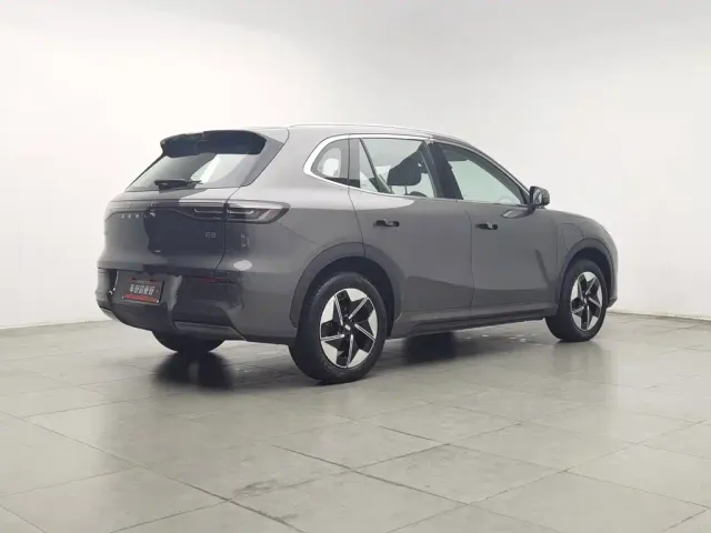 Geely Galaxy E5 — Фото автомобиля 2