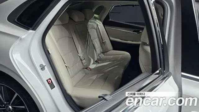 Hyundai Grandeur Новый Grandeur IG — Фото автомобиля 26