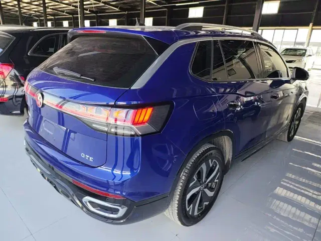 Volkswagen Tayron GTE Plug-in Hybrid — Фото автомобиля 6