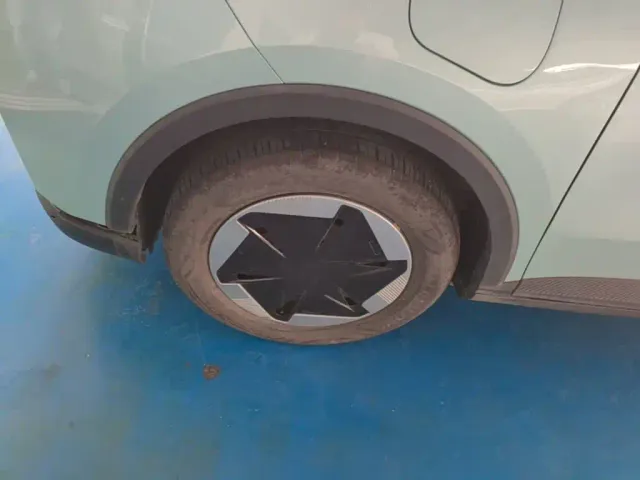 Geely Geometry E Firefly — Фото автомобиля 22