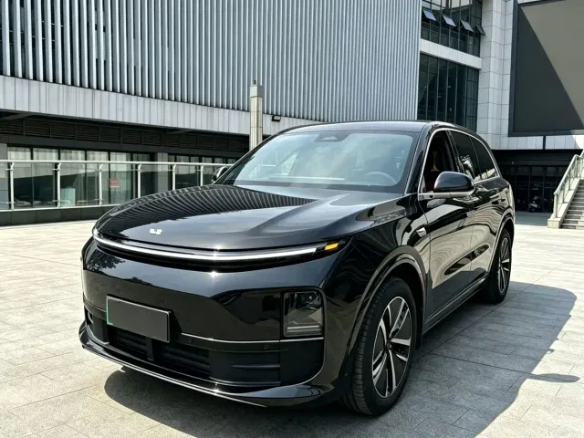 Фотография автомобиля — Li Auto L6