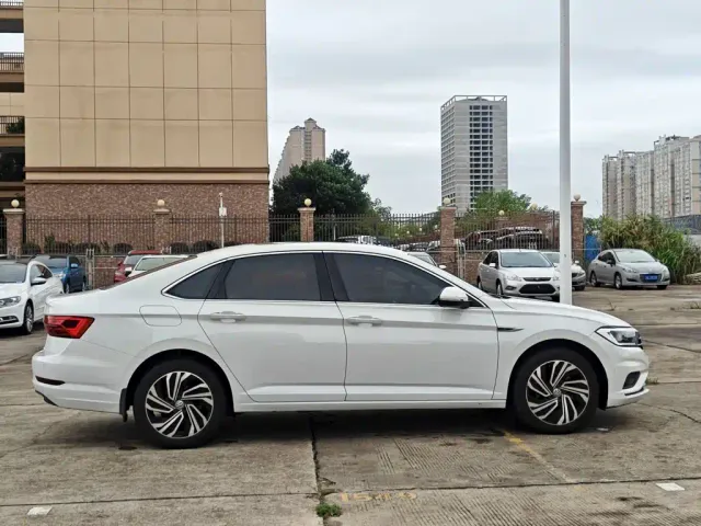 Volkswagen Sagitar 2021 200TSI DSG Surpassing Edition — Фото автомобиля 14