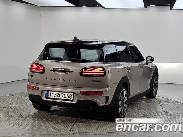 MINI Clubman — Фото автомобиля 4