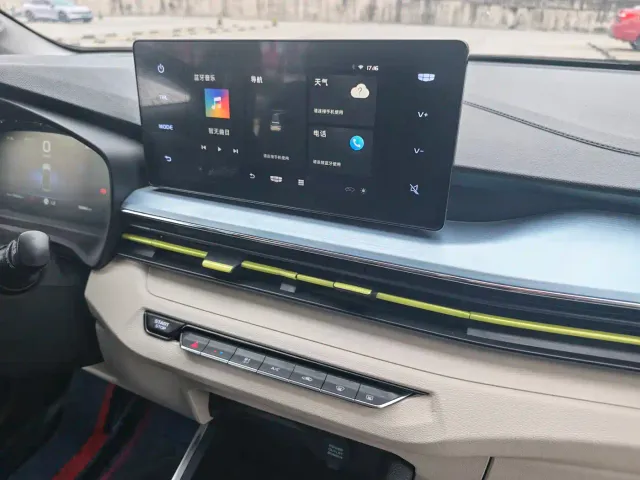 Geely Geometry EX3 Kung Fu Bull — Фото автомобиля 11