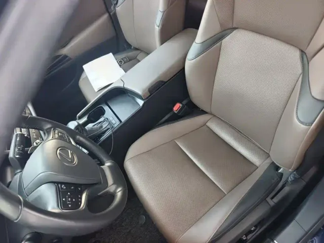 Lexus ES — Фото автомобиля 11