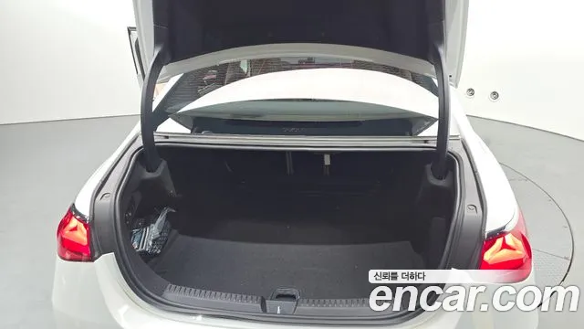 Mercedes-Benz E-Class E-класс W214 E300 4MATIC Exclusive — Фото автомобиля 18