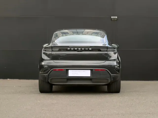Porsche Macan EV — Фото автомобиля 4