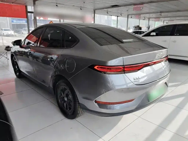 BYD Qin PLUS — Фото автомобиля 4