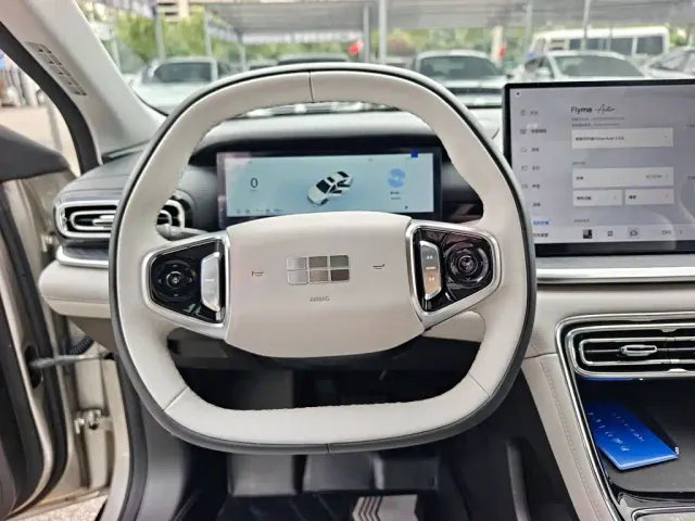 Geely Galaxy Stellar 6 — Фото автомобиля 10