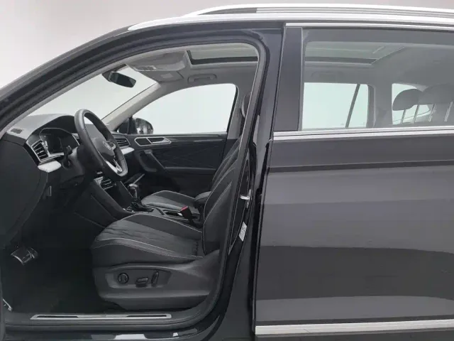 Volkswagen Tiguan L — Фото автомобиля 10