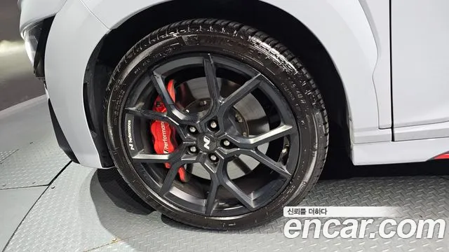 Hyundai Kona Новый Kona Бензин 2.0 2WD — Фото автомобиля 4