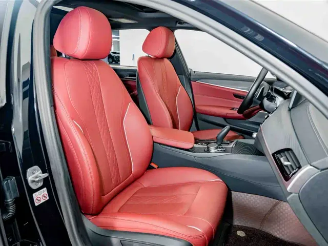 BMW 5 Series — Фото автомобиля 19