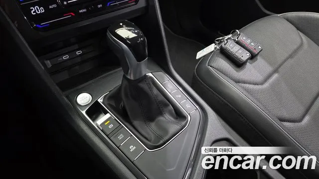 Volkswagen Tiguan — Фото автомобиля 9