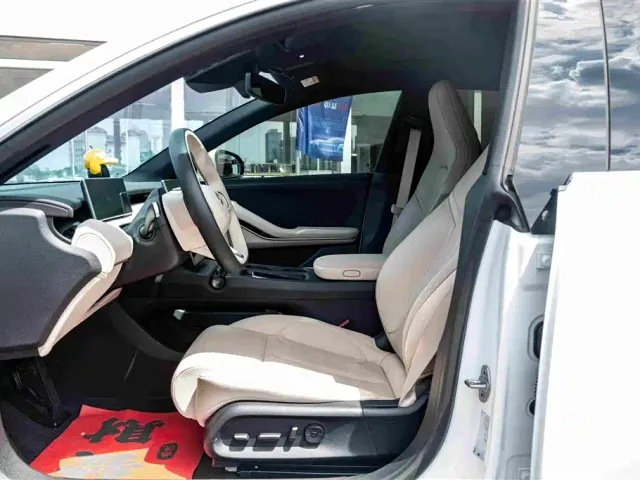 Nio ET5 Touring — Фото автомобиля 12