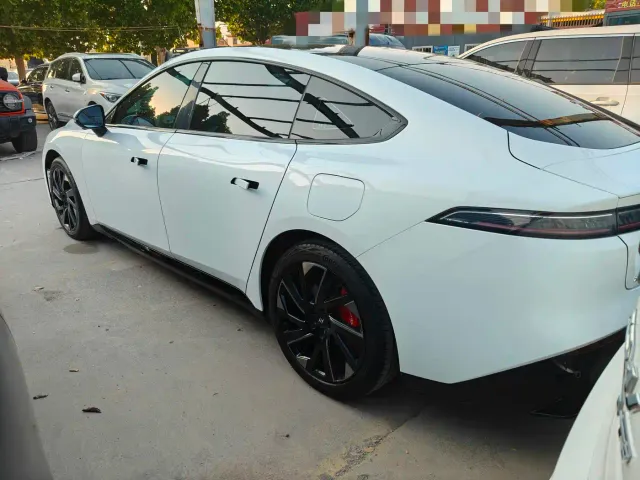 Dongfeng eπ 007 — Фото автомобиля 7