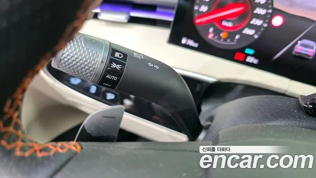 Genesis GV70 — Фото автомобиля 29