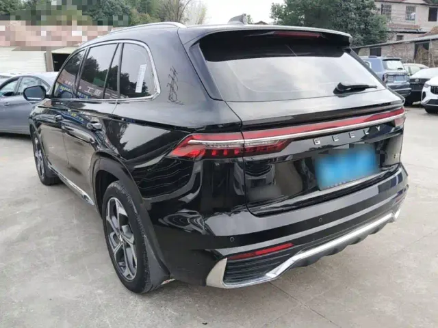 Geely Xingyue L — Фото автомобиля 4