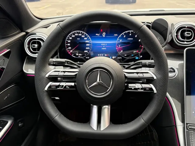 Mercedes-Benz C-Class — Фото автомобиля 6