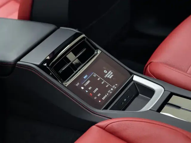 Porsche Panamera — Фото автомобиля 11