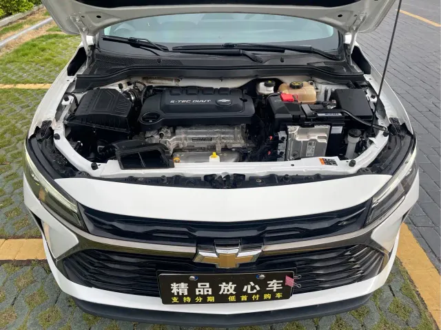 Chevrolet Monza — Фото автомобиля 20